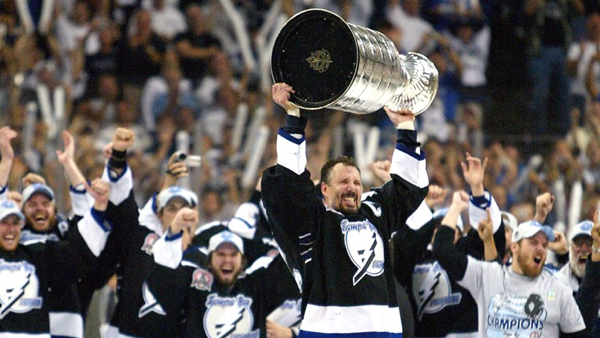 the stanley cup trophy that all players get to take home when they WIN